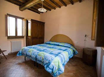 Borgo Le Capannelle Aparthotel Castel Ritaldi
